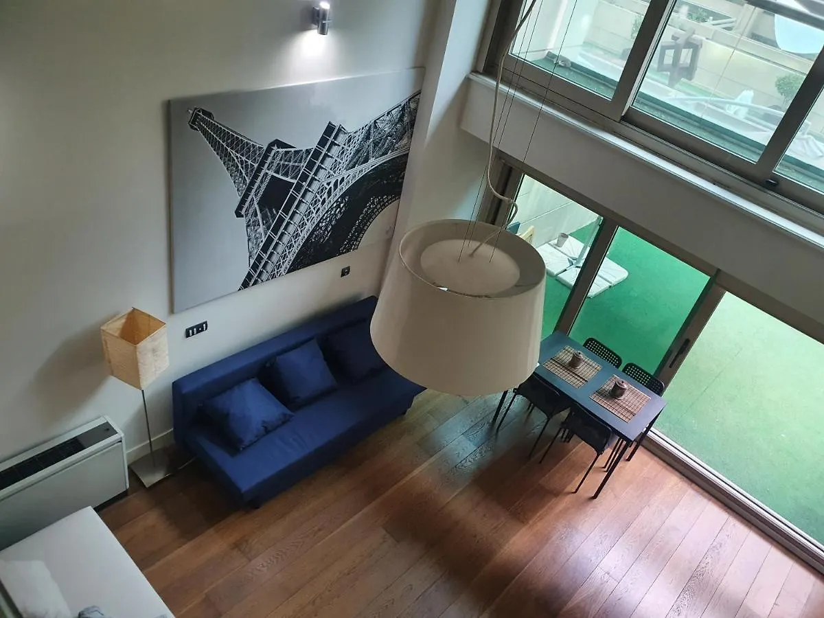 Apartment Duplex 2 Plantas - C Alcala-Ifema-Ventas- Jardin & Parking Privados- Suites Boutique Wh Madrid